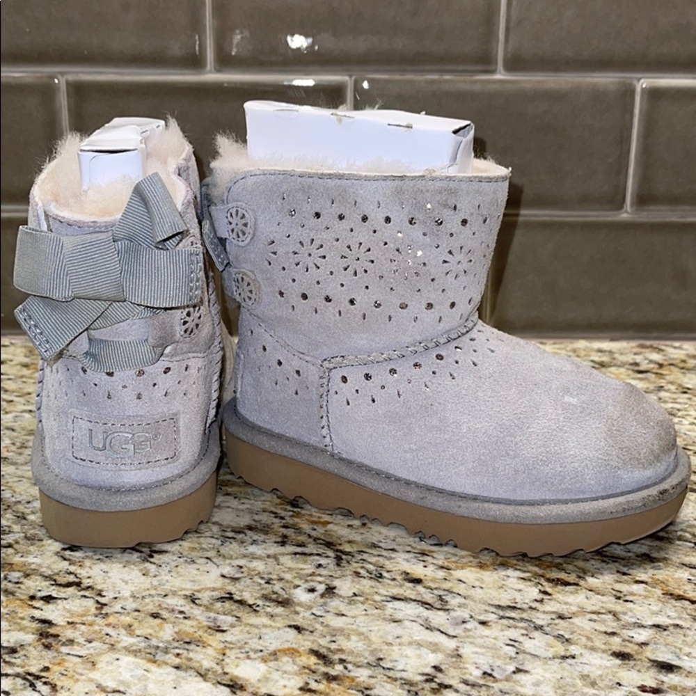 🤍UGG T Dae Sunshine